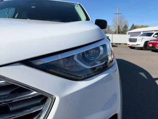 2022 Ford Edge SE