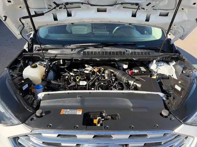 2022 Ford Edge SE