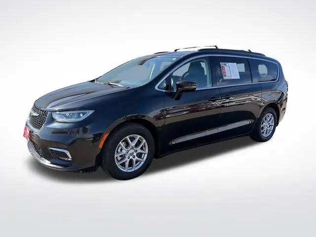 2022 Chrysler Pacifica Touring L for sale in Perham, MN