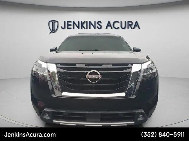 2022 Nissan Pathfinder SL 2WD