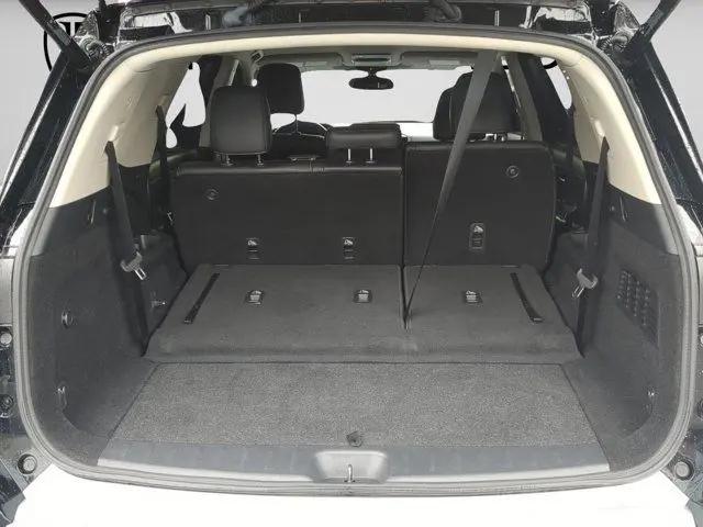 2022 Nissan Pathfinder SL 2WD
