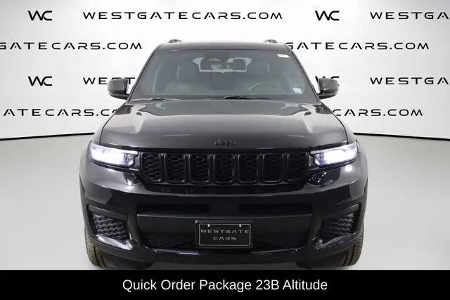 2023 Jeep Grand Cherokee L Altitude 4x4