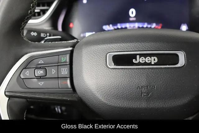 2023 Jeep Grand Cherokee L Altitude 4x4