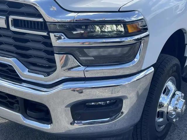 2026 Ram 3500 Tradesman Crew Cab 4x4 8' Box