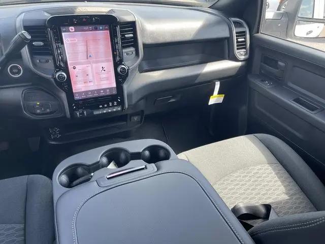 2026 Ram 3500 Tradesman Crew Cab 4x4 8' Box