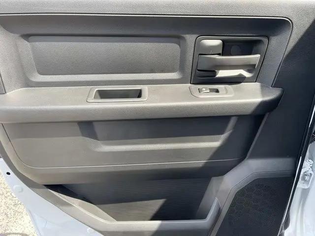 2026 Ram 3500 Tradesman Crew Cab 4x4 8' Box