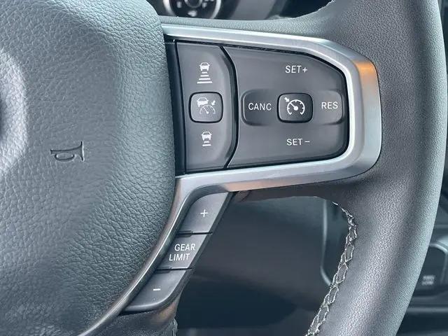 2026 Ram 3500 Tradesman Crew Cab 4x4 8' Box
