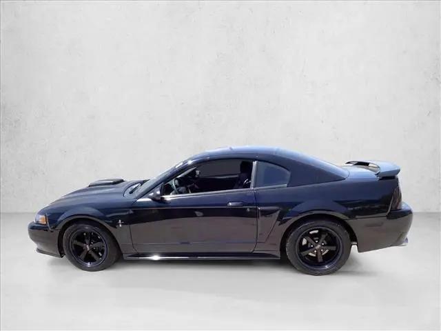 2003 Ford Mustang Mach 1