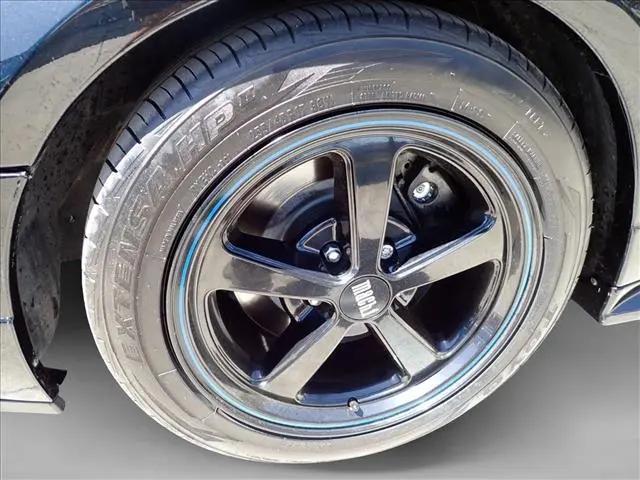 2003 Ford Mustang Mach 1