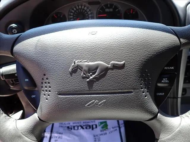 2003 Ford Mustang Mach 1