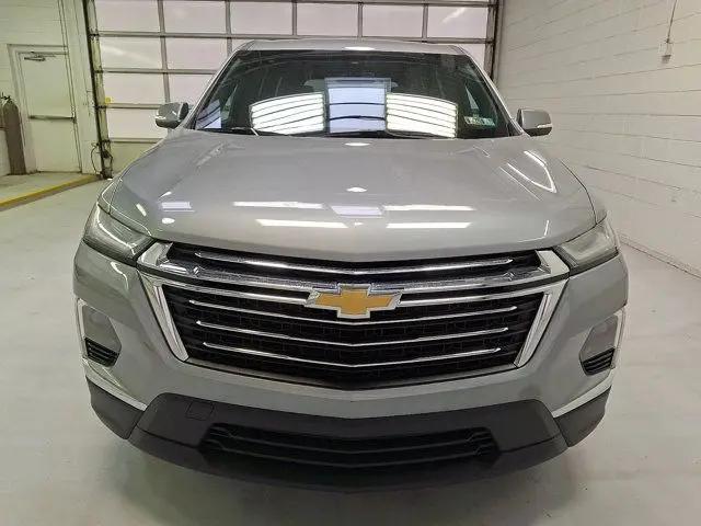 2023 Chevrolet Traverse AWD LT Leather