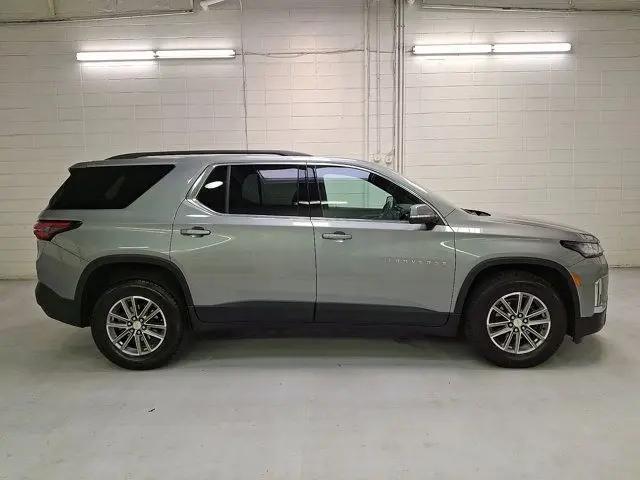 2023 Chevrolet Traverse AWD LT Leather