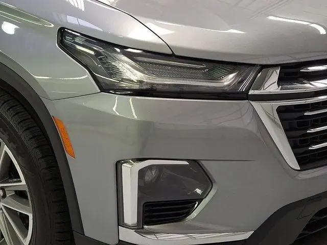 2023 Chevrolet Traverse AWD LT Leather