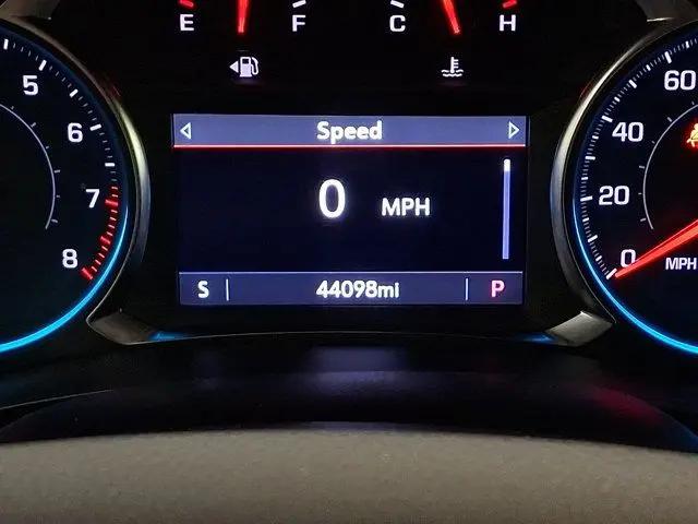2023 Chevrolet Traverse AWD LT Leather