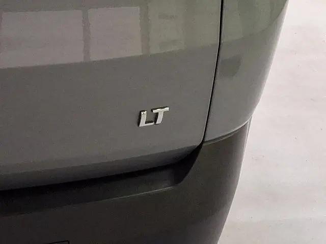 2023 Chevrolet Traverse AWD LT Leather