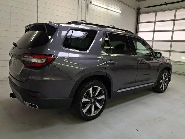 2023 Honda Pilot AWD Elite