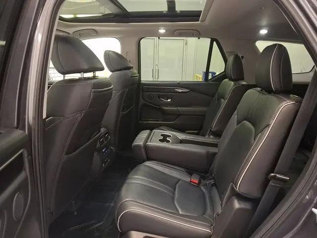 2023 Honda Pilot AWD Elite