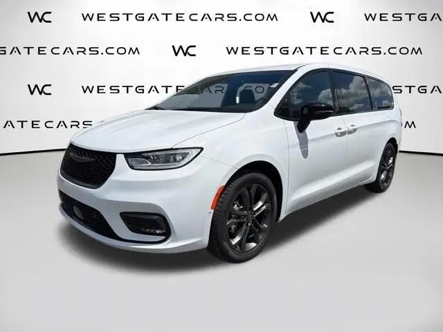 2026 Chrysler Pacifica Select for sale in Burgaw, NC