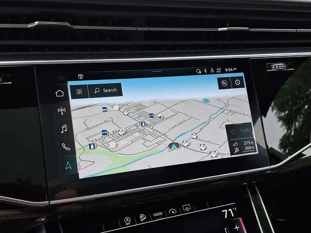 2022 Audi Q7 Premium Plus 55 TFSI quattro Tiptronic