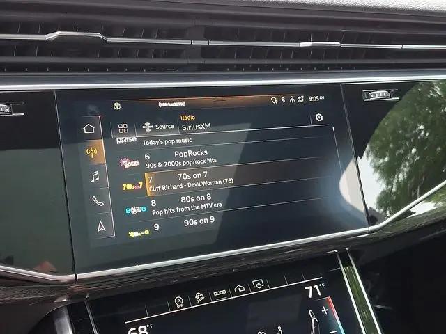 2022 Audi Q7 Premium Plus 55 TFSI quattro Tiptronic