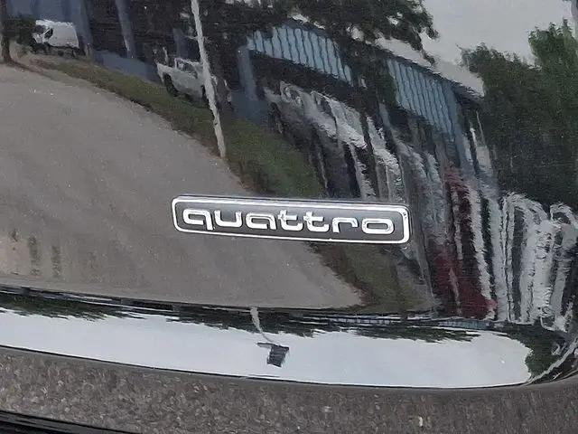 2022 Audi Q7 Premium Plus 55 TFSI quattro Tiptronic