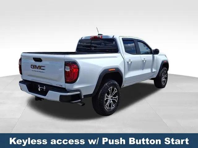 2025 GMC Canyon 4WD AT4