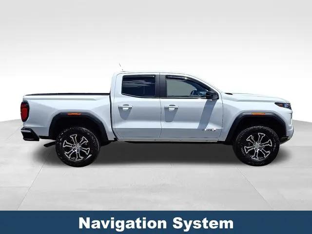 2025 GMC Canyon 4WD AT4