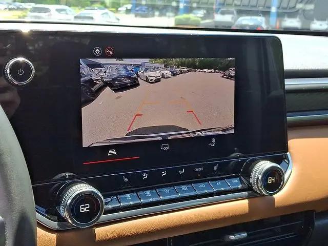 2025 GMC Canyon 4WD AT4