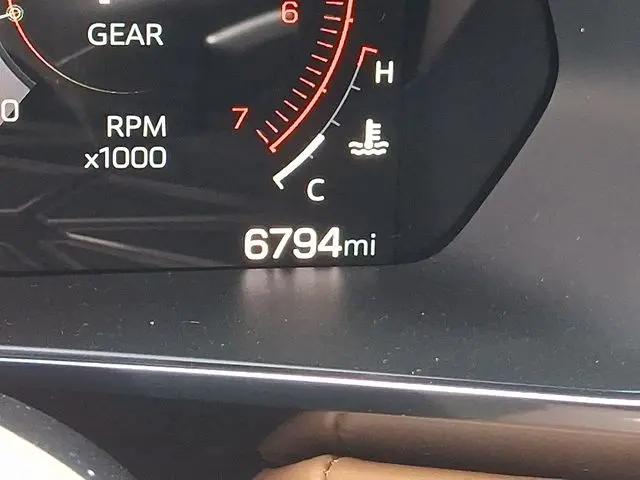 2025 GMC Canyon 4WD AT4