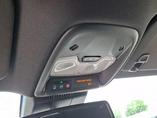 2025 GMC Canyon 4WD AT4
