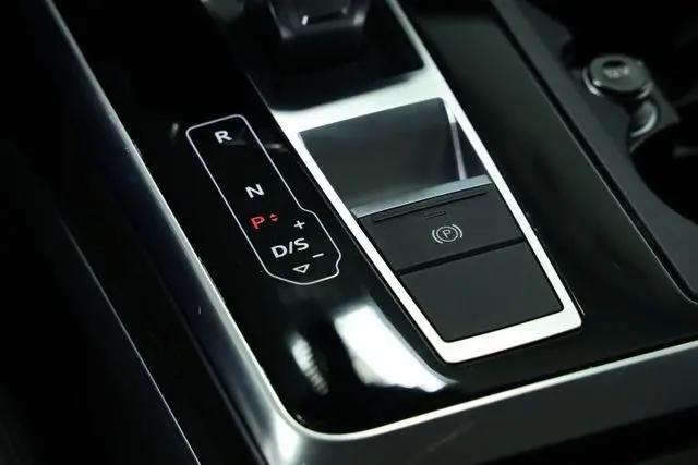 2022 Audi Q7 Premium 45 TFSI quattro Tiptronic