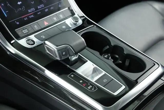 2022 Audi Q7 Premium 45 TFSI quattro Tiptronic