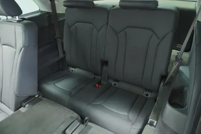 2022 Audi Q7 Premium 45 TFSI quattro Tiptronic