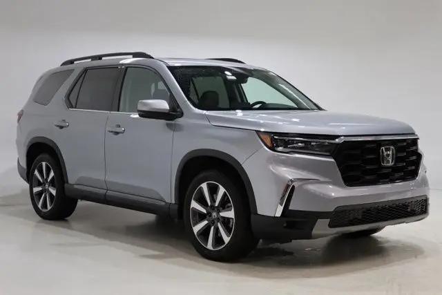 2023 Honda Pilot AWD Touring for sale in Indianapolis, IN
