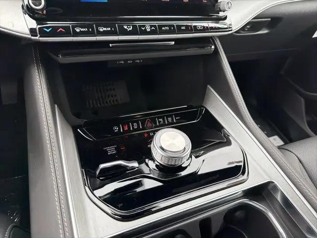 2026 Jeep Grand Wagoneer Limited Altitude 4x4