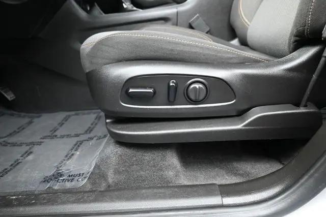 2020 Chevrolet Traverse FWD LT Cloth