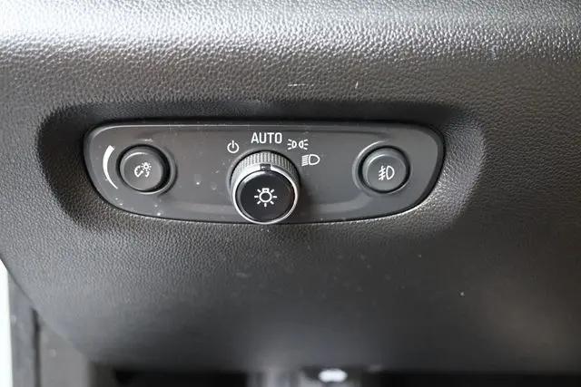 2020 Chevrolet Traverse FWD LT Cloth