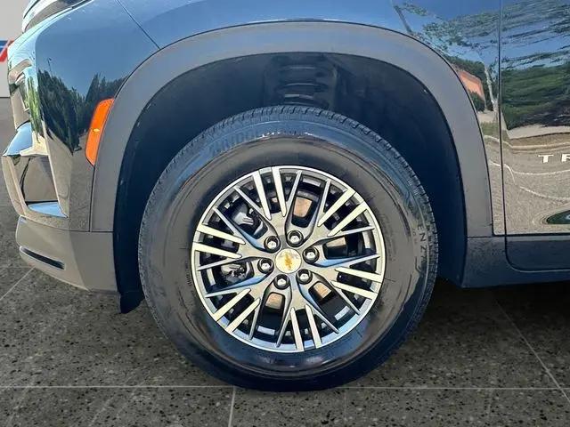 2025 Chevrolet Traverse FWD LT