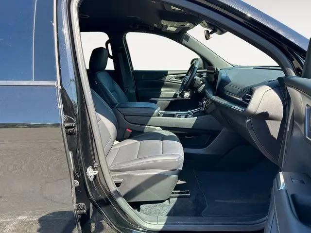 2025 Chevrolet Traverse FWD LT