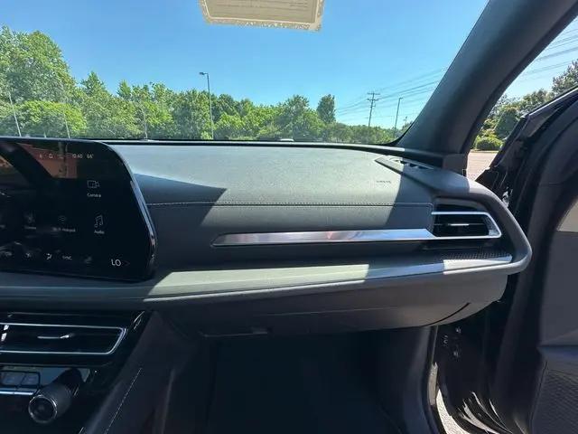 2025 Chevrolet Traverse FWD LT