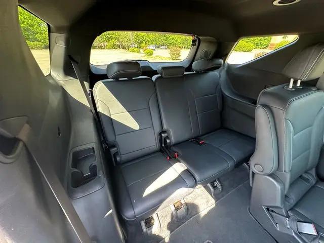 2025 Chevrolet Traverse FWD LT