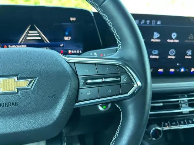 2025 Chevrolet Traverse FWD LT
