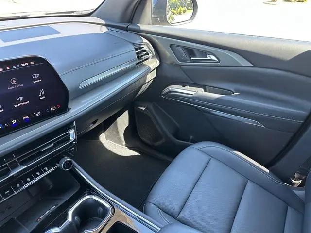2025 Chevrolet Traverse FWD LT