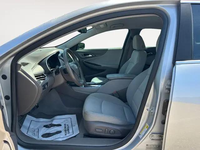 2017 Chevrolet Malibu 1LT