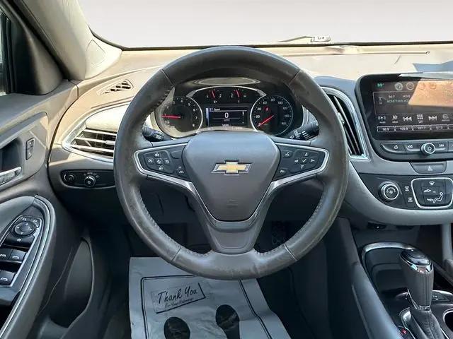 2017 Chevrolet Malibu 1LT