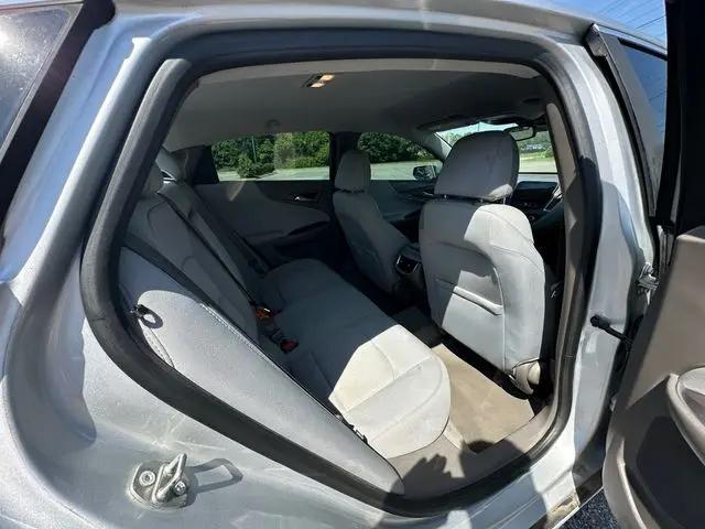 2017 Chevrolet Malibu 1LT