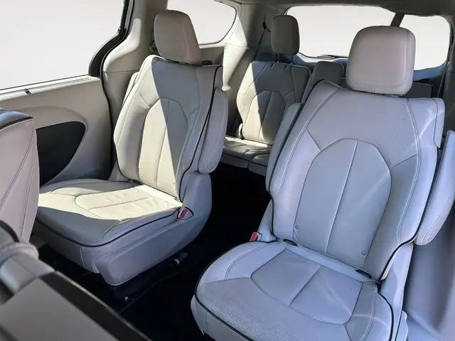 2020 Chrysler Pacifica Hybrid Limited