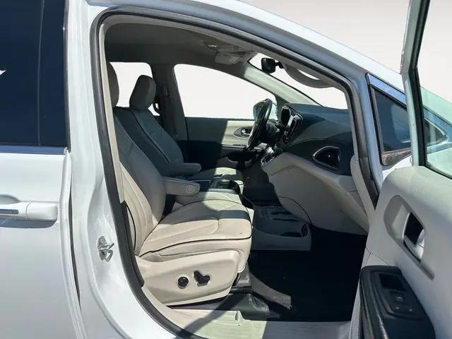 2020 Chrysler Pacifica Hybrid Limited
