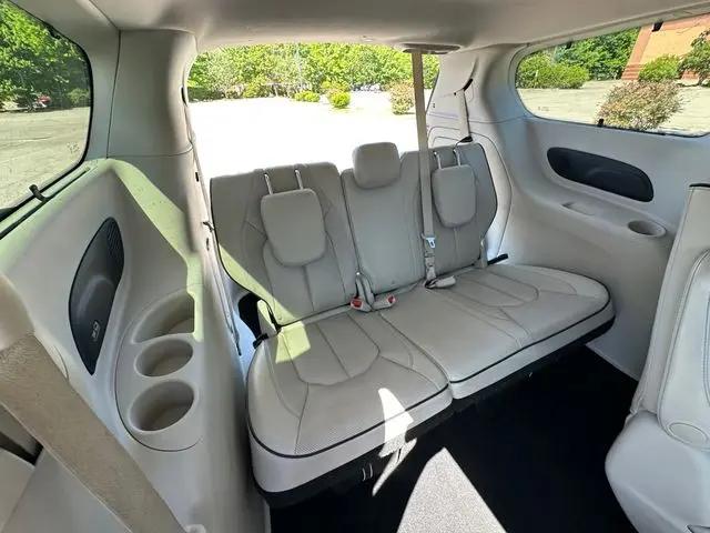 2020 Chrysler Pacifica Hybrid Limited