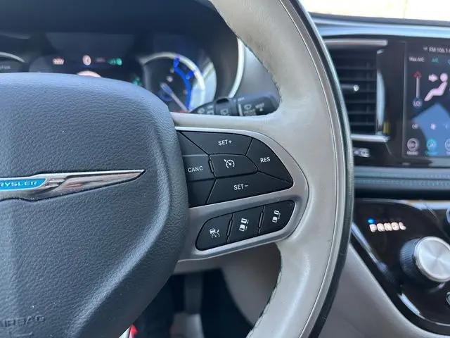 2020 Chrysler Pacifica Hybrid Limited